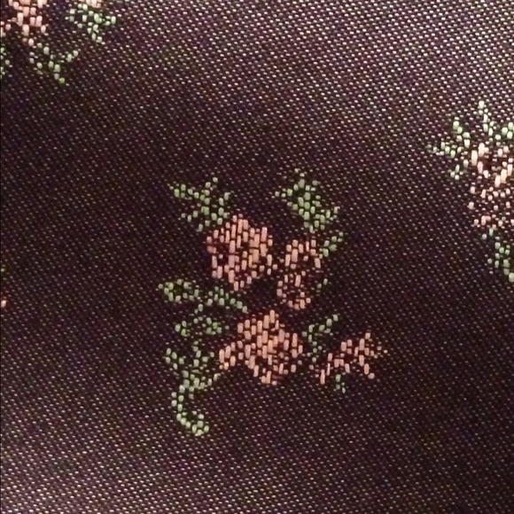 Chard blue needle point pattern skirt. - Picture 2 of 2